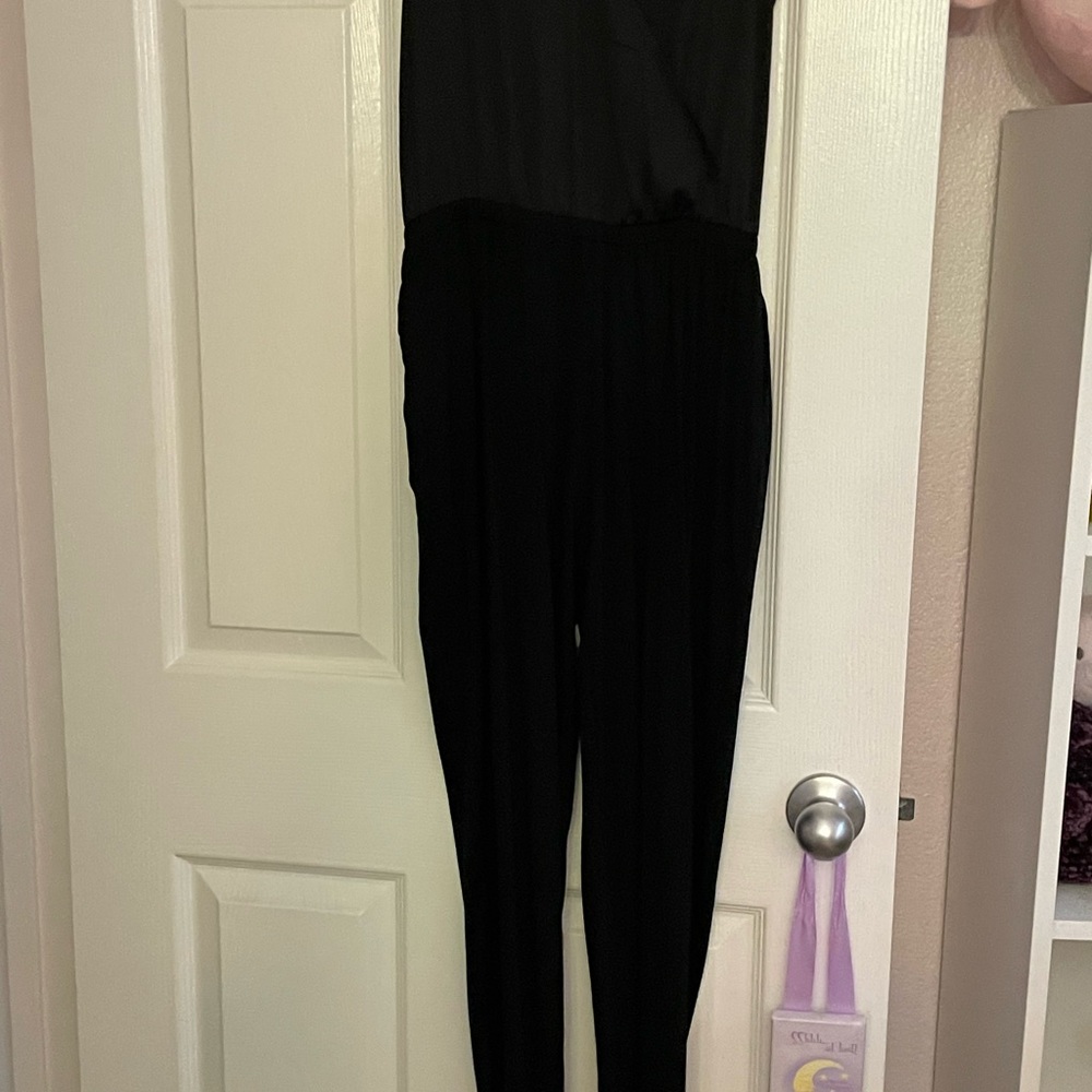 Brand new gap black spaghetti strap jumpsuit.